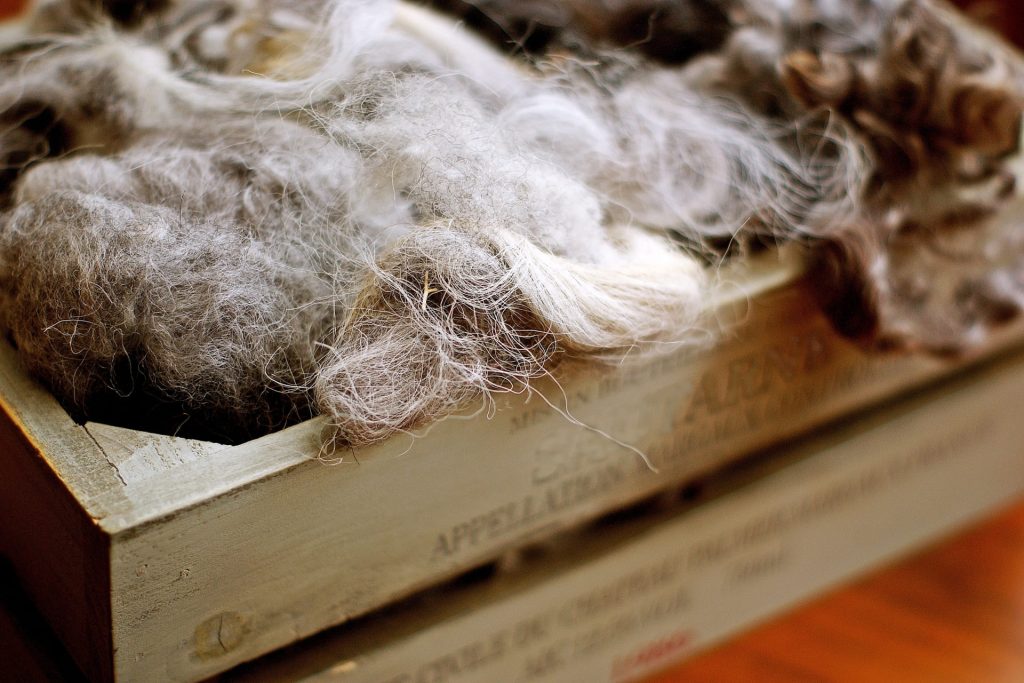 スーツ生地「Super表記」の意味とは？数値の見方と選び方の基準